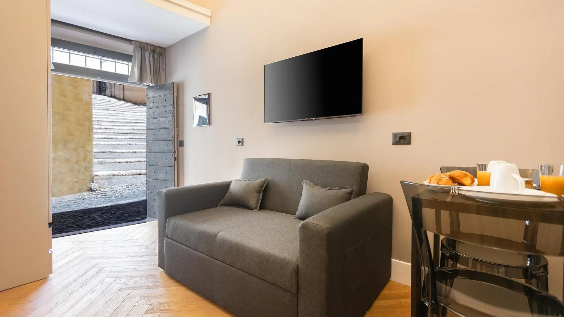 Luxury Suite Trevi Rome 0*,