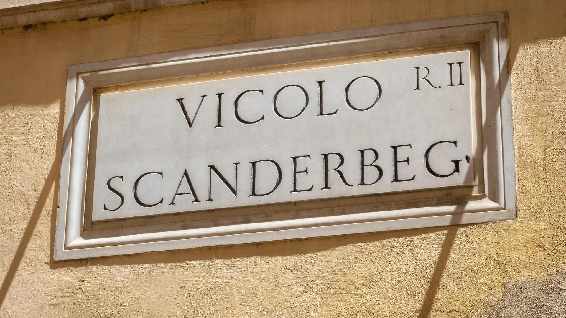 Luxury Suite Trevi Rome 0*,