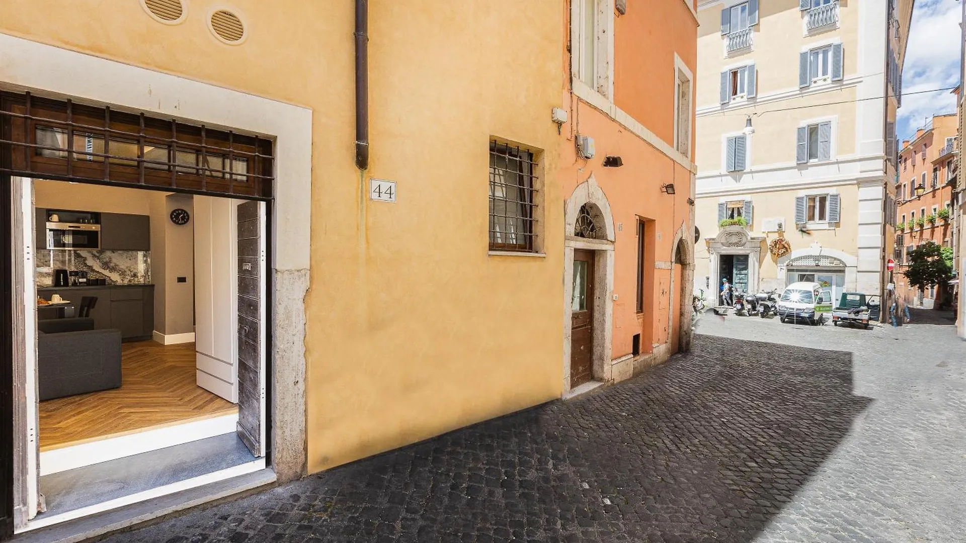 Luxury Suite Trevi Rome Apartment