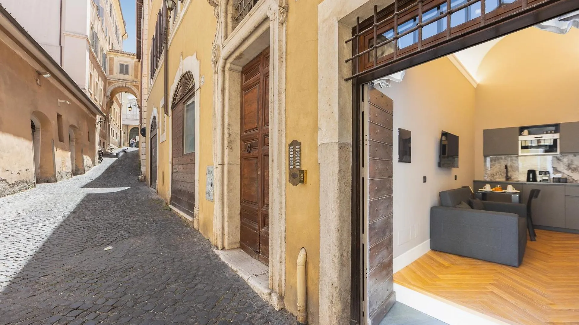 Luxury Suite Trevi Rome Apartment